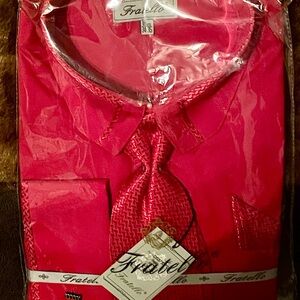 ❤️Men Dress Shirt With Tie & Handkerchief. Brand New with Tag. Red Sz 18 1/2.❤️